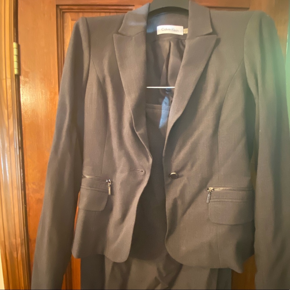 Gray skirt suit